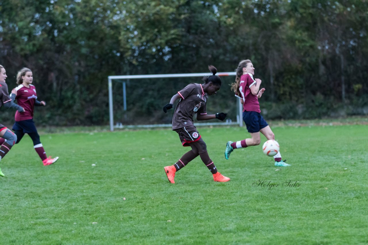 Bild 223 - C-Juniorinnen Halstenbek-Rellingen - St.Pauli : Ergebnis: 0:5